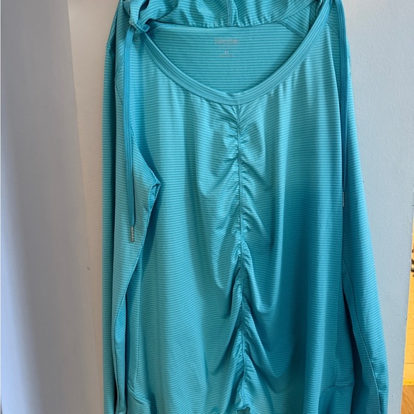 Calvin Klein Other - Calvin Klein Teal Striped Top athletic top wk TV hood